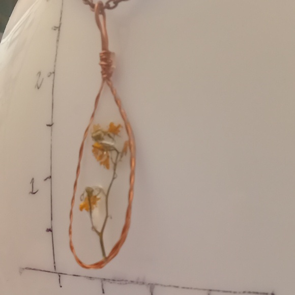 Spring necklace - Picture 3 of 3